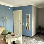Godart Hotel 4*