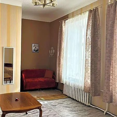 Godart Hotel 4*