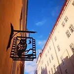 Godart Hotel 4*